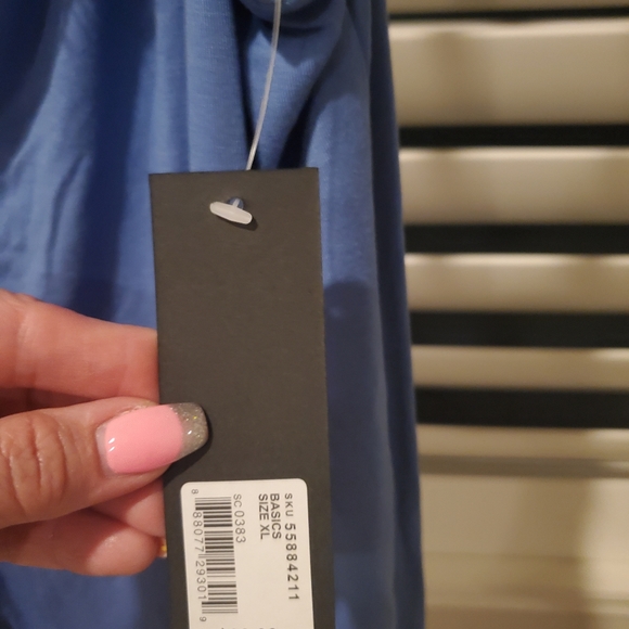 Top - Picture 4 of 5